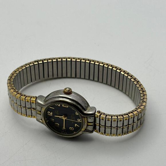 Vintage Gold Vanity Fair Watch - Picture 3 of 3